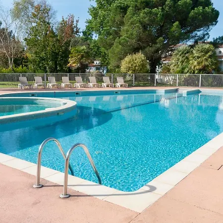 Holiday park Village Pierre & 3*
