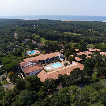 Village Pierre & Parco vacanze 3*