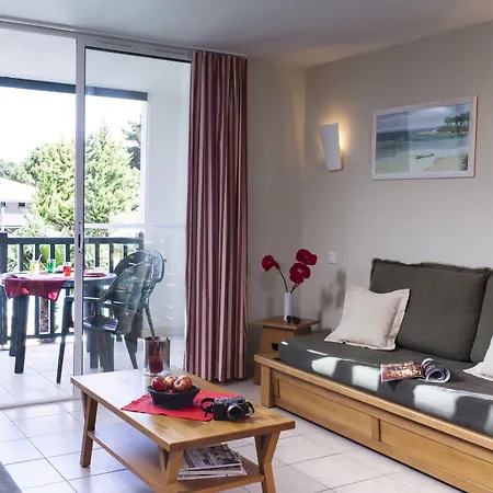 Village Pierre & Parco vacanze 3*