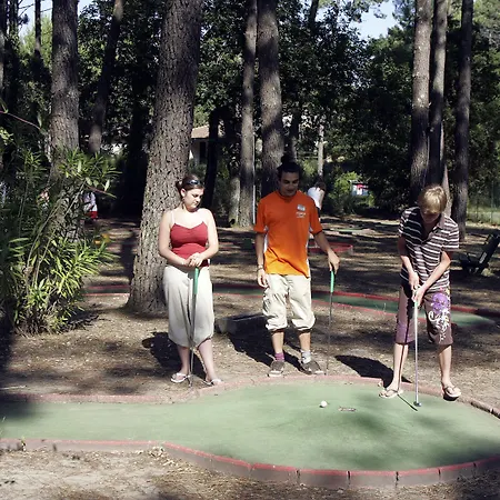 Parco vacanze Village Pierre & 3*