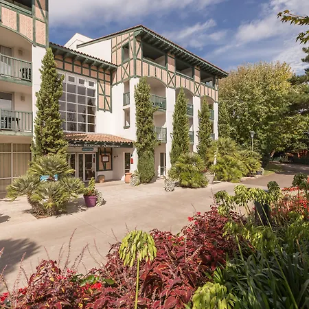 Village Pierre & 3* Moliets-et-Maa