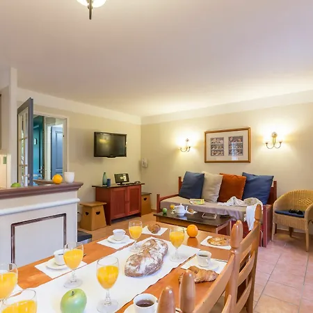 Village Pierre & 3*