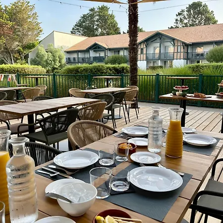 Parco vacanze Village Pierre & 3*