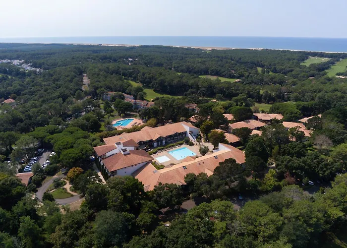 Village Pierre & Holiday park 3*