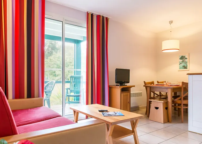 Tatil parkı Village Pierre & 3*