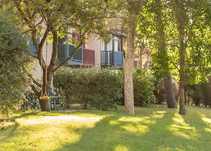 Village Pierre & Tatil parkı